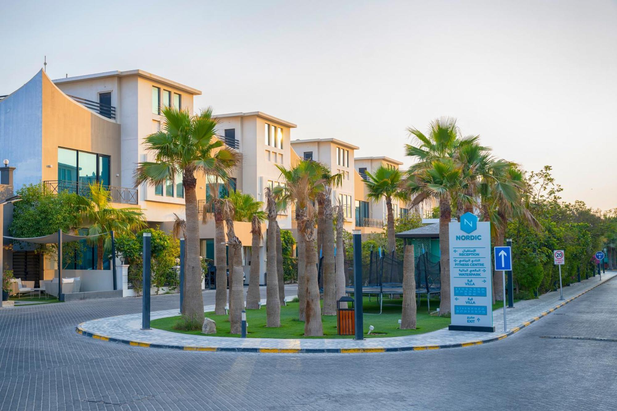 Nordic Resort Manama Luaran gambar