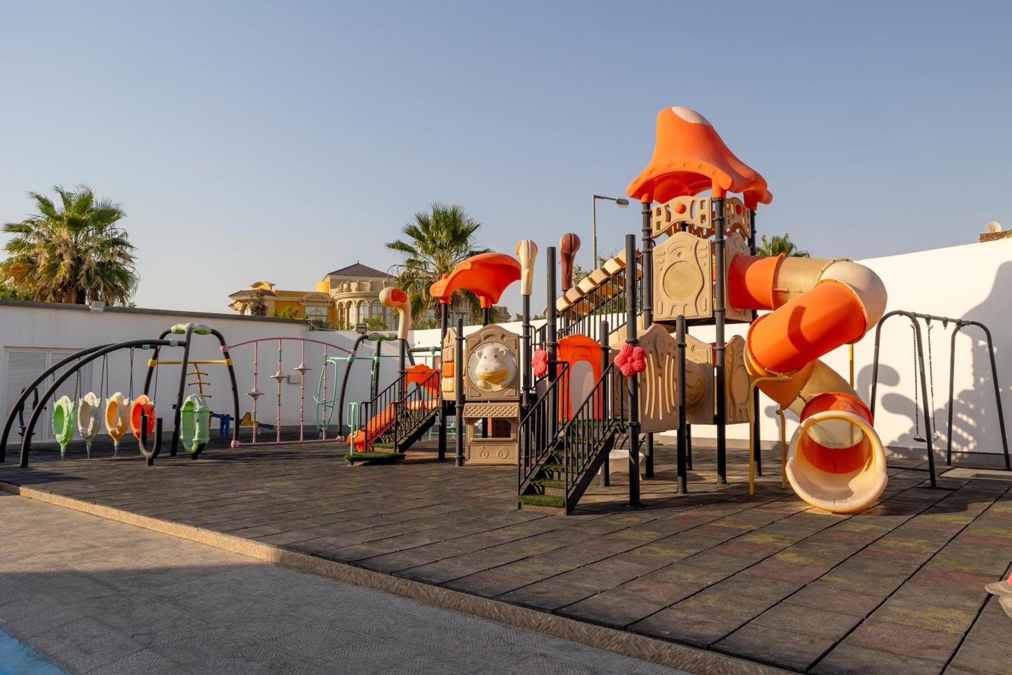Nordic Resort Manama Luaran gambar